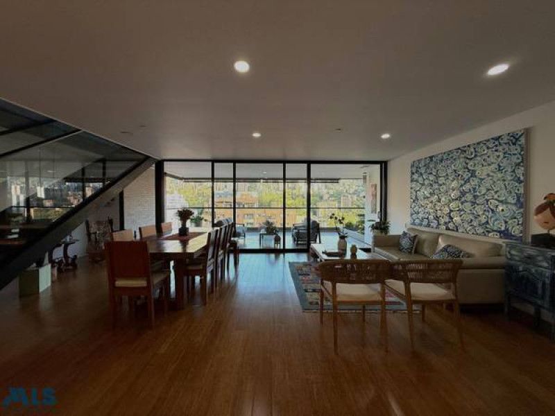 Apartamento en venta Antioquia Medellín Santa Maria De Los Angeles 335 m2 Habitaciones 3 Baños 3 Garajes 3 Precio $3100000000