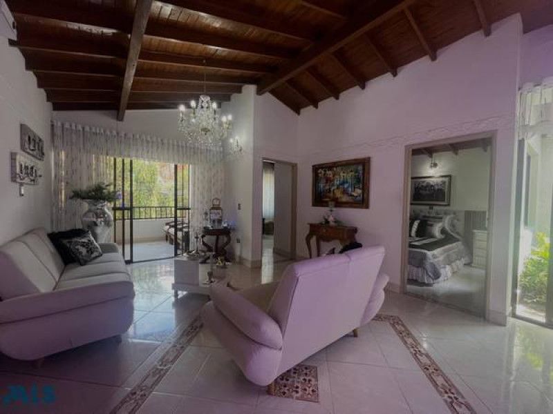 Casa en venta Antioquia Medellín Santa Fe 186 m2 Habitaciones 5 Baños 3 Garajes 0 Precio $850000000