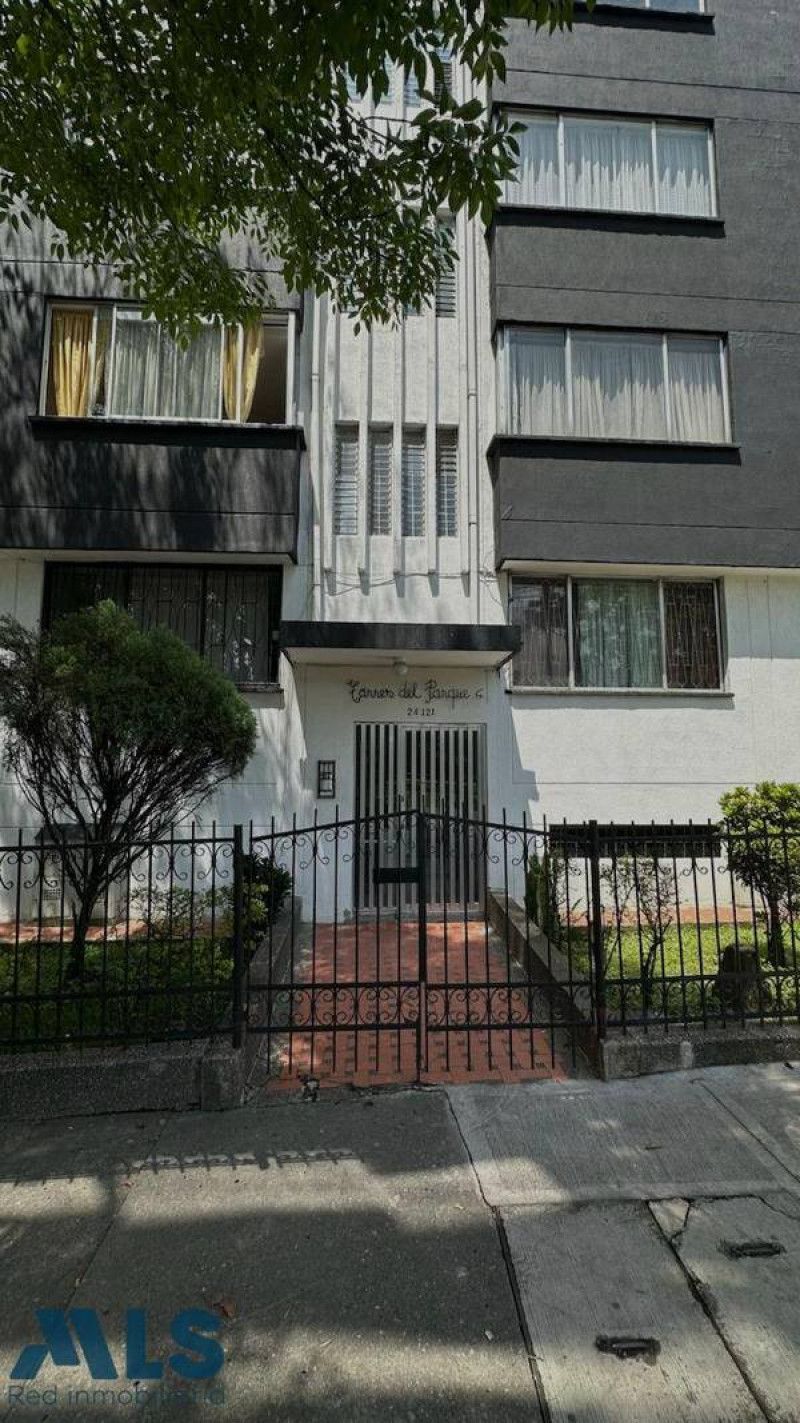 Apartamento en venta Antioquia Medellín San Bernardo 80 m2 Habitaciones 3 Baños 3 Garajes 1 Precio $420000000