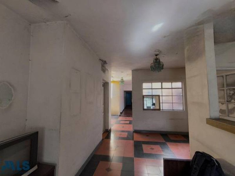 Casa en venta Antioquia Medellín Manrique Central No1 190 m2 Habitaciones 6 Baños 2 Garajes 0 Precio $450000000