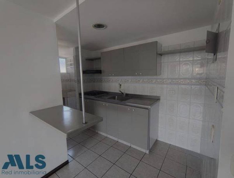 Apartamento en venta Antioquia Medellín Miraflores 65 m2 Habitaciones 3 Baños 2 Garajes 1 Precio $370000000