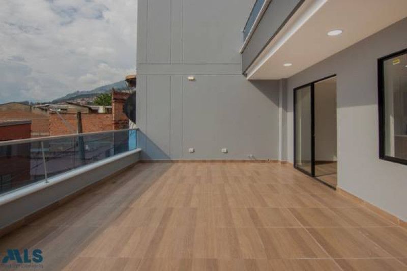 Apartamento en venta Antioquia Medellín Miraflores 118 m2 Habitaciones 2 Baños 2 Garajes 0 Precio $426240000