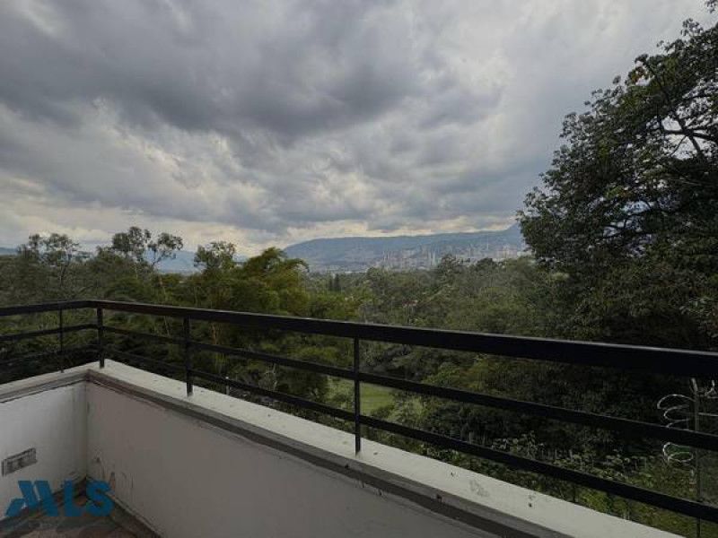 Apartamento en venta Antioquia Medellín La Mota 81 m2 Habitaciones 2 Baños 2 Garajes 1 Precio $690000000