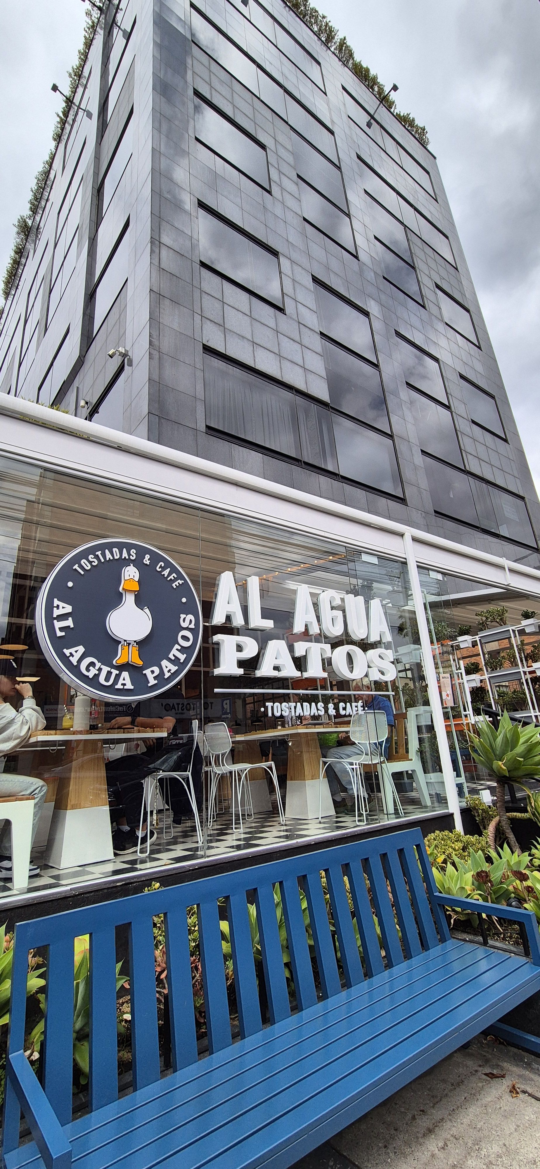 Oficina en arriendo o venta Cundinamarca Bogotá Cedritos 51 m2 Habitaciones 0 Baños 0 Garajes 1 Precio venta $560000000 Precio arriendo $3900000