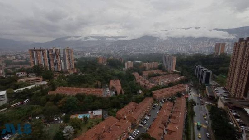 Apartamento en venta Antioquia Medellín La Hondonada 65 m2 Habitaciones 3 Baños 1 Garajes 0 Precio $325000000