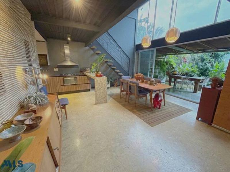 Apartamento en venta Antioquia Medellín Astorga 170 m2 Habitaciones 1 Baños 1 Garajes 2 Precio $1430000000