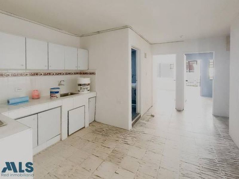 Apartamento en venta Antioquia Medellín Los Alcazares 58 m2 Habitaciones 2 Baños 1 Garajes 0 Precio $260000000