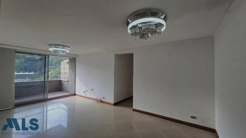 Apartamento en venta Antioquia Medellín Santa Teresita 100 m2 Habitaciones 3 Baños 2 Garajes 1 Precio $800000000