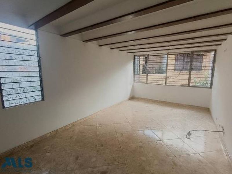 Apartamento en venta Antioquia Medellín San Javier No1 63 m2 Habitaciones 2 Baños 1 Garajes 0 Precio $255000000