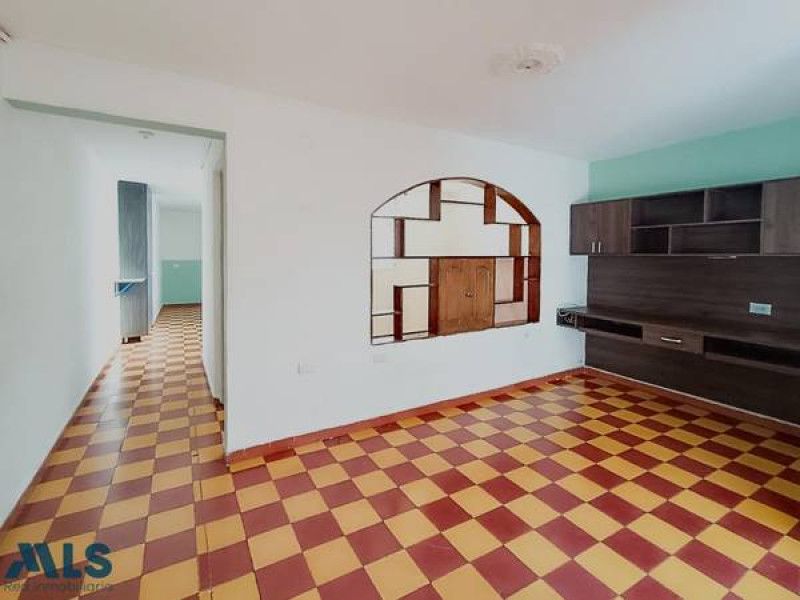 Apartamento en venta Antioquia Medellín San Javier No1 77 m2 Habitaciones 3 Baños 1 Garajes 0 Precio $330000000