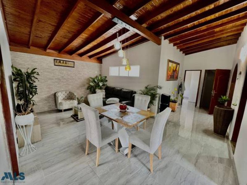 Apartamento en venta Antioquia Medellín Lorena 163 m2 Habitaciones 3 Baños 2 Garajes 0 Precio $710000000