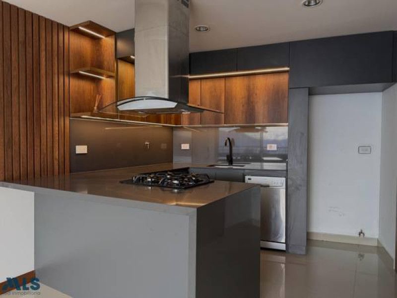 Apartamento en venta Antioquia Medellín Asomadera No2 79 m2 Habitaciones 2 Baños 2 Garajes 2 Precio $680000000