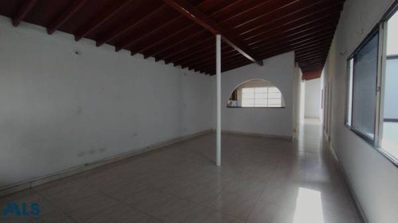 Casa en venta Antioquia Medellín Los Alpes 178 m2 Habitaciones 4 Baños 2 Garajes 0 Precio $540000000