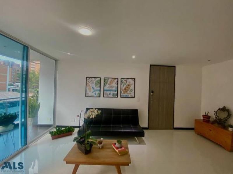 Apartamento en venta Antioquia Medellín Laureles 100 m2 Habitaciones 3 Baños 2 Garajes 1 Precio $750000000