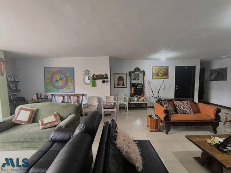 Apartamento en venta Antioquia Medellín Laureles 161 m2 Habitaciones 3 Baños 2 Garajes 2 Precio $800000000