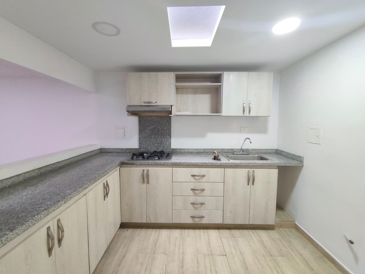 Casa en arriendo o venta Risaralda Dosquebradas El Japón 135 m2 Habitaciones 4 Baños 2 Garajes 0 Precio venta $440000000 Precio arriendo $1150000