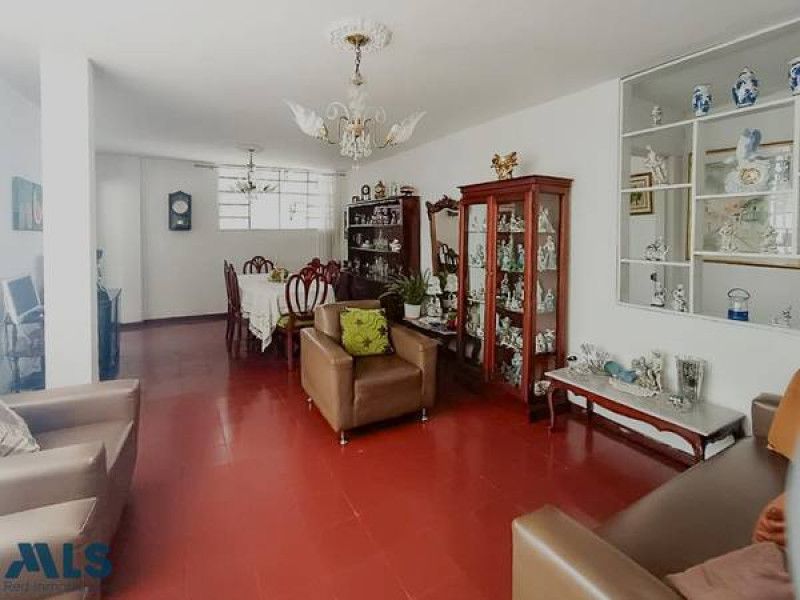 Casa en venta Antioquia Medellín San Javier No1 211 m2 Habitaciones 4 Baños 2 Garajes 2 Precio $680000000