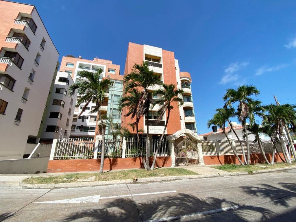 Apartamento en venta Atlántico Barranquilla Altos Del Limon 247 m2 Habitaciones 3 Baños 3 Garajes 2 Precio $690000000