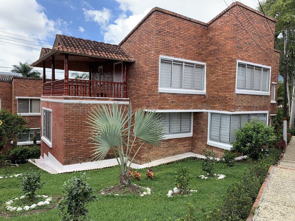 Casa en venta Cundinamarca Fusagasugá Cr Santa Ana Campestre Iii Y Iv 130 m2 Habitaciones 2 Baños 3 Garajes 1 Precio $460000000