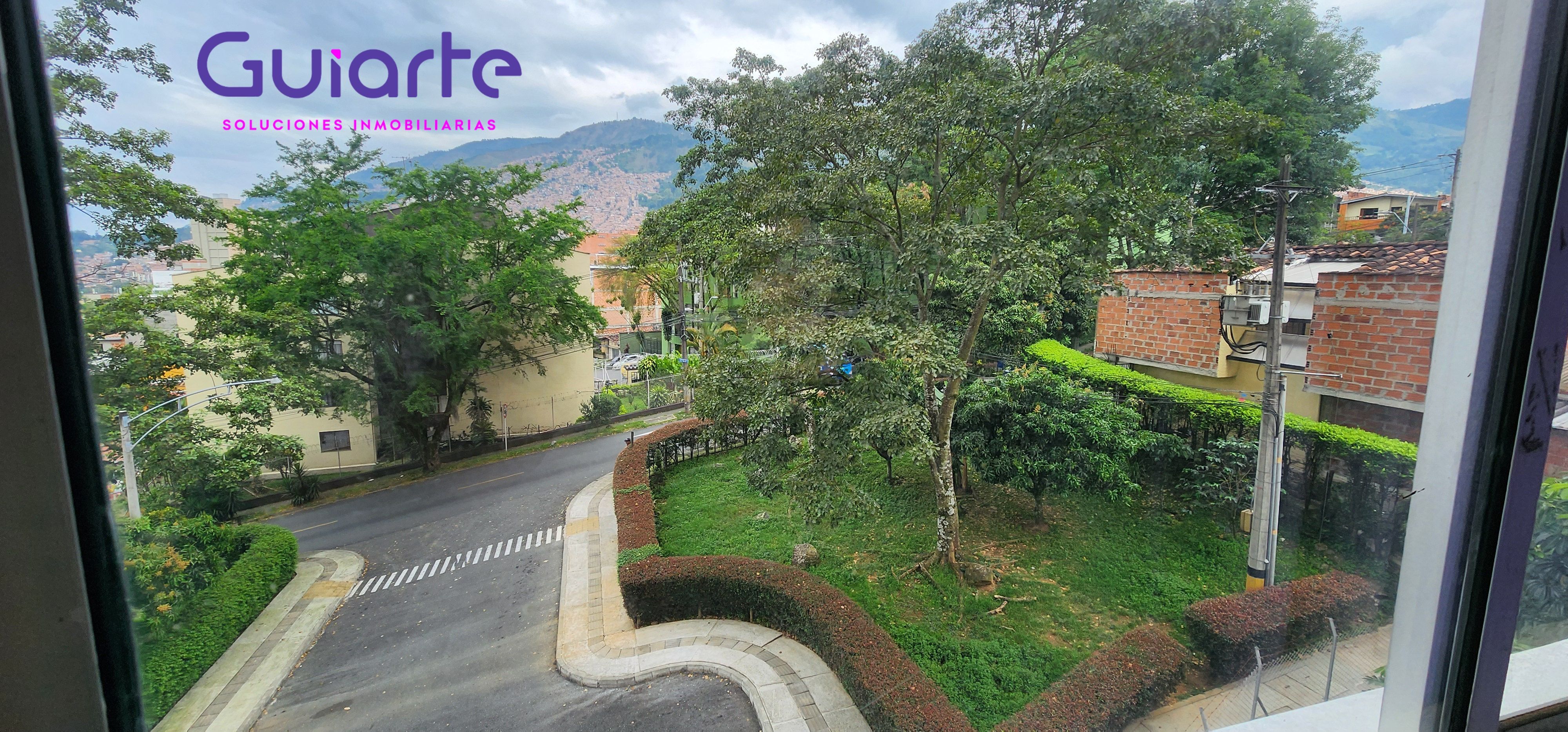Apartamento en venta Antioquia Medellín Cataluña 38 m2 Habitaciones 1 Baños 1 Garajes 1 Precio $252000000