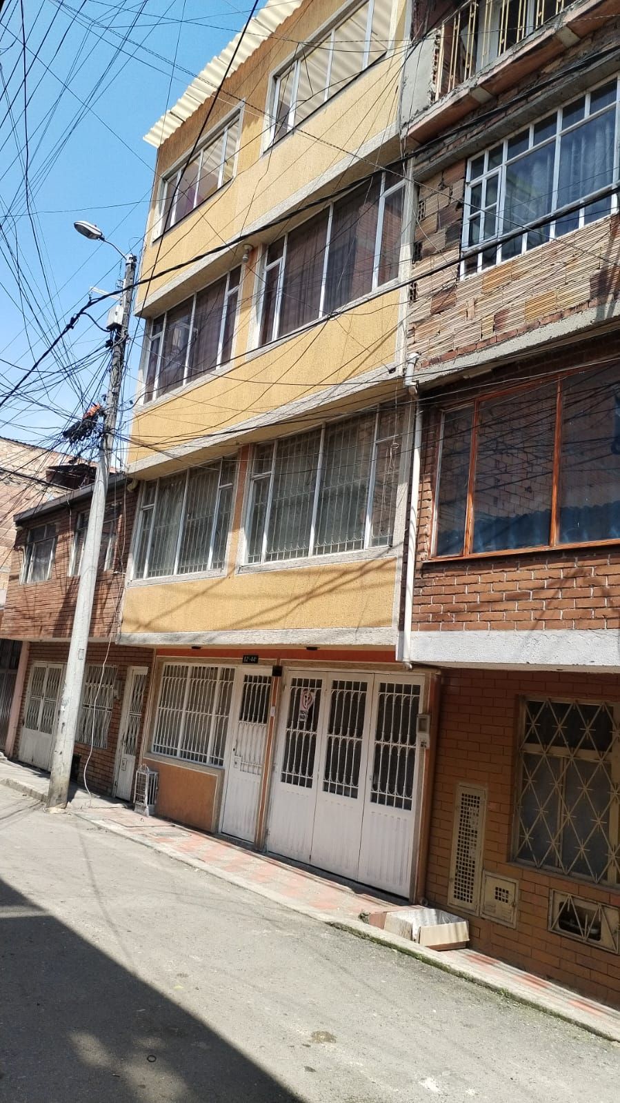 Casa en venta Cundinamarca Bogotá Isla Del Sol 300 m2 Habitaciones 6 Baños 4 Garajes 1 Precio $750000000