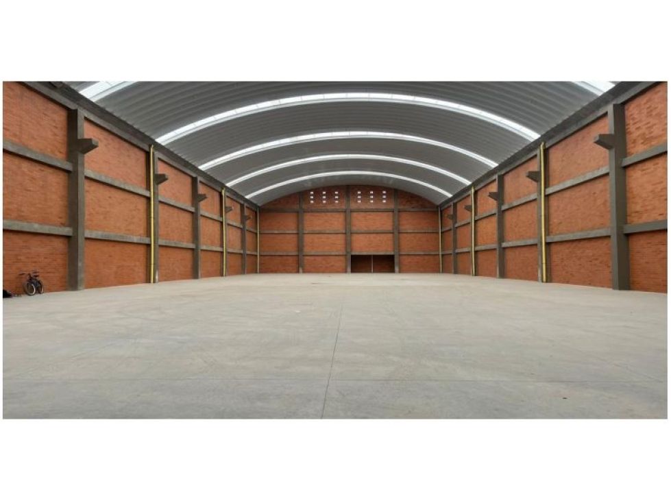 Bodega en arriendo Cundinamarca Mosquera Cr Quintas Del Trebol 2126 m2 Habitaciones 0 Baños 4 Garajes 2 Precio $35800000