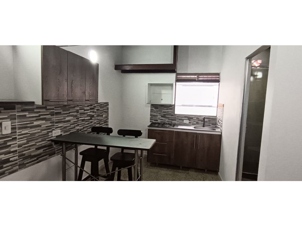 Apartaestudio en arriendo Antioquia Medellín Santa Teresita 30 m2 Habitaciones 1 Baños 1 Garajes 1 Precio $1500000