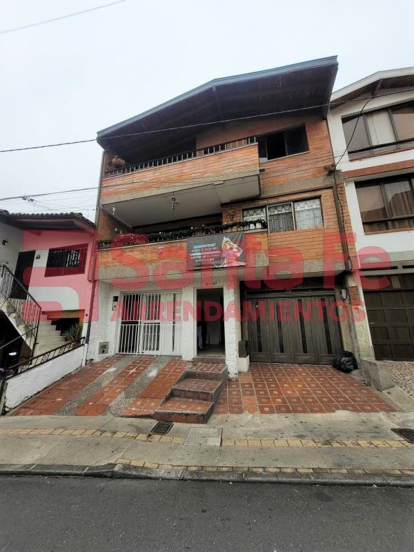 Casa en arriendo Antioquia Envigado San Marcos 120 m2 Habitaciones 3 Baños 2 Garajes 1 Precio $3600000