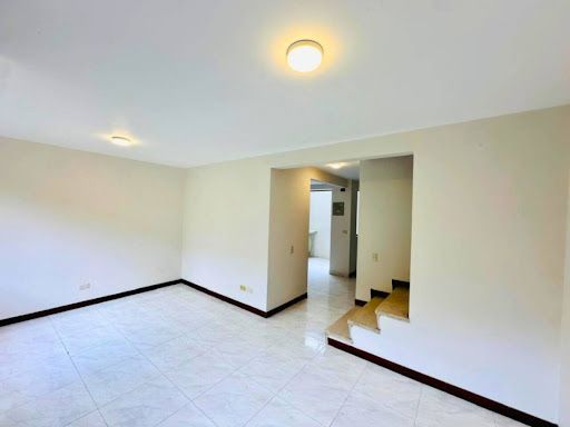 Casa en arriendo Caldas Manizales La Enea Vieja 100 m2 Habitaciones 4 Baños 3 Garajes 1 Precio $2010000