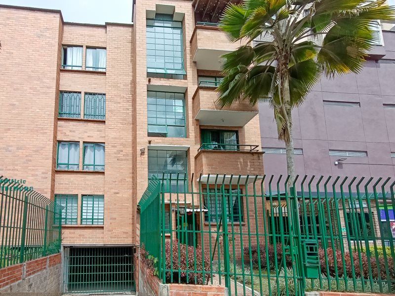 Apartaestudio en arriendo Antioquia Medellín Los Alpes 40 m2 Habitaciones 1 Baños 1 Garajes 0 Precio $1550000