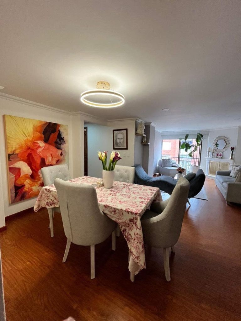 Apartamento en arriendo Cundinamarca Bogotá San Patricio 116 m2 Habitaciones 3 Baños 4 Garajes 2 Precio $5700000
