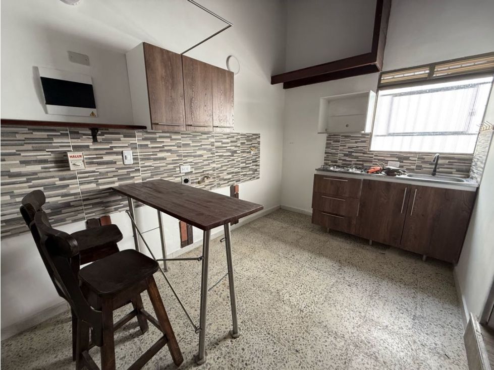 Apartaestudio en arriendo Antioquia Medellín Simon Bolivar 40 m2 Habitaciones 1 Baños 1 Garajes 0 Precio $1500000