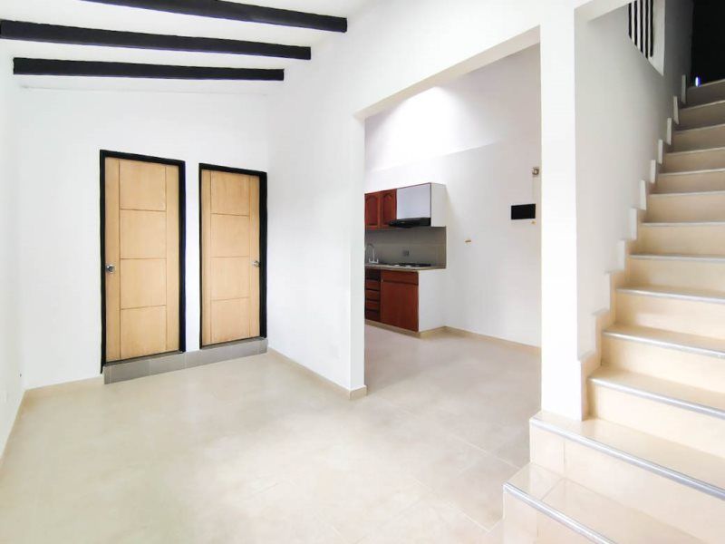 Casa en arriendo Antioquia Medellín La Castellana 70 m2 Habitaciones 3 Baños 2 Garajes 0 Precio $2500000