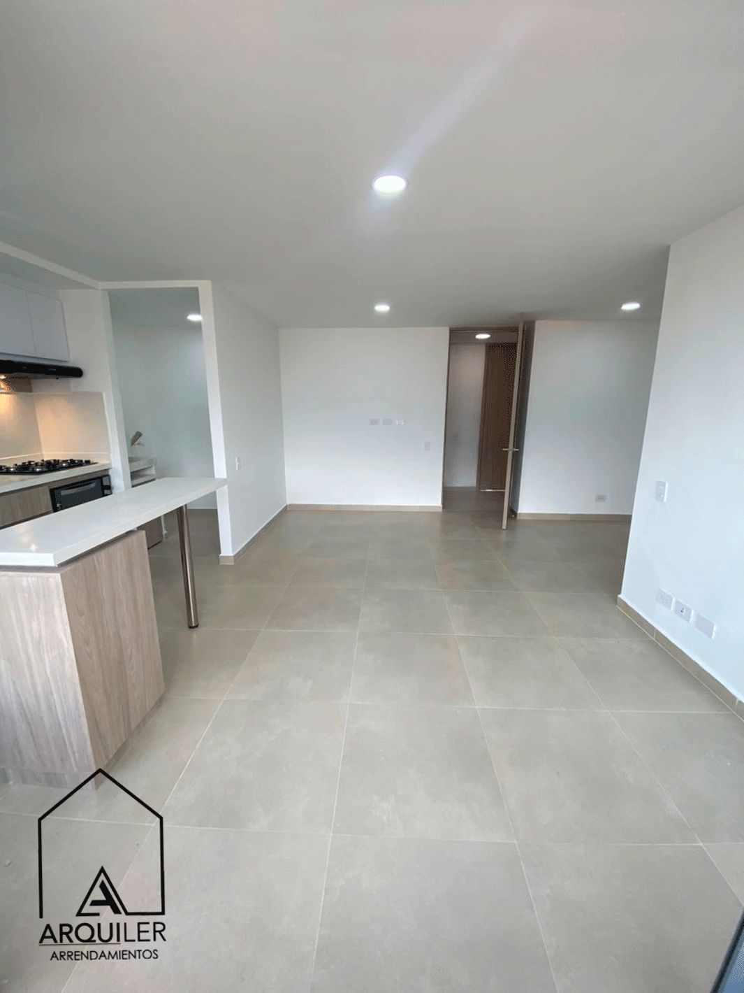 Apartamento en venta Antioquia Bello Zona Industrial 1 76 m2 Habitaciones 3 Baños 2 Garajes 1 Precio $550000000