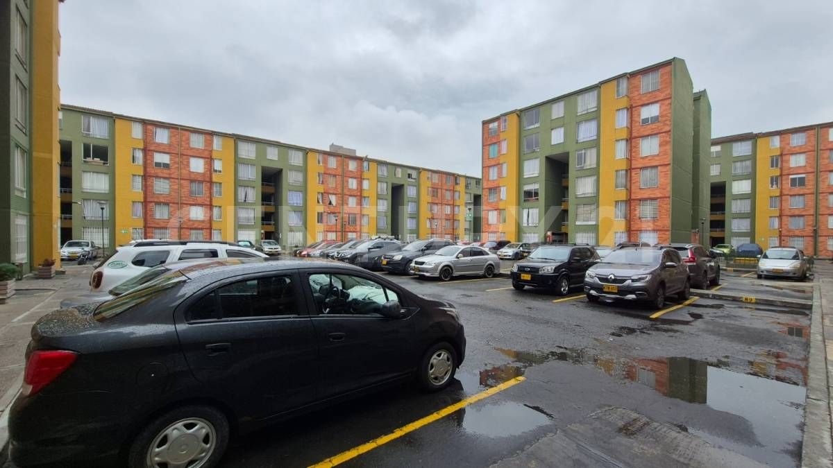 Apartamento en venta Cundinamarca Bogotá La Alejandra 54 m2 Habitaciones 4 Baños 1 Garajes 0 Precio $230000000