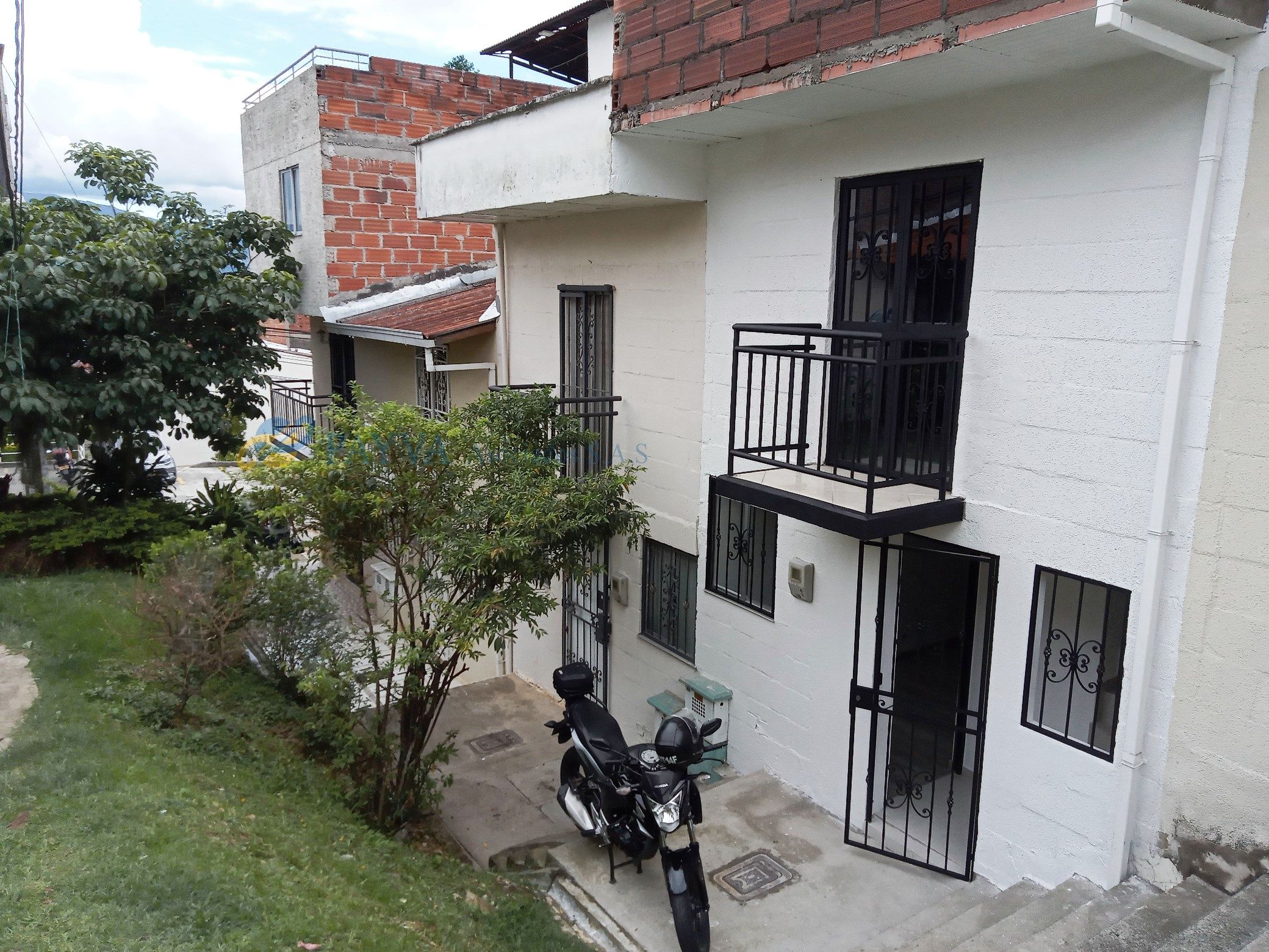 Apartaestudio en arriendo Antioquia Medellín Pajarito 37 m2 Habitaciones 1 Baños 1 Garajes 0 Precio $1200000