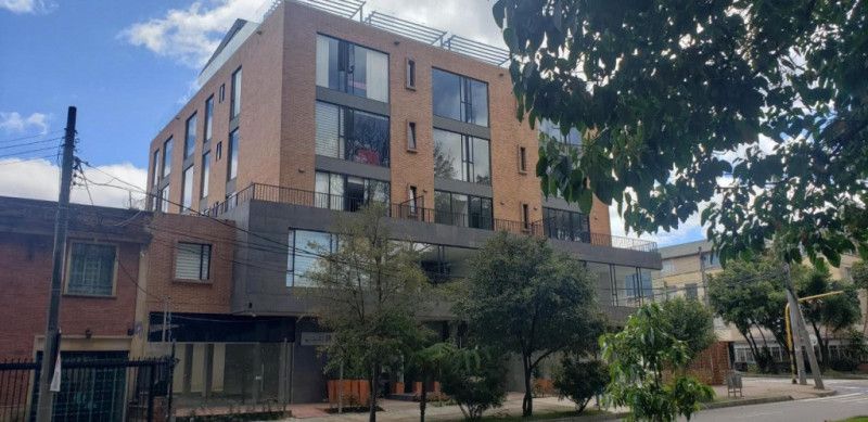 Local en venta Cundinamarca Bogotá La Soledad 304 m2 Habitaciones 0 Baños 2 Garajes 0 Precio $2340000000