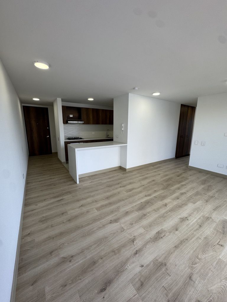 Apartamento en arriendo Cundinamarca Bogotá Casa Blanca 90 m2 Habitaciones 3 Baños 2 Garajes 1 Precio $3400000