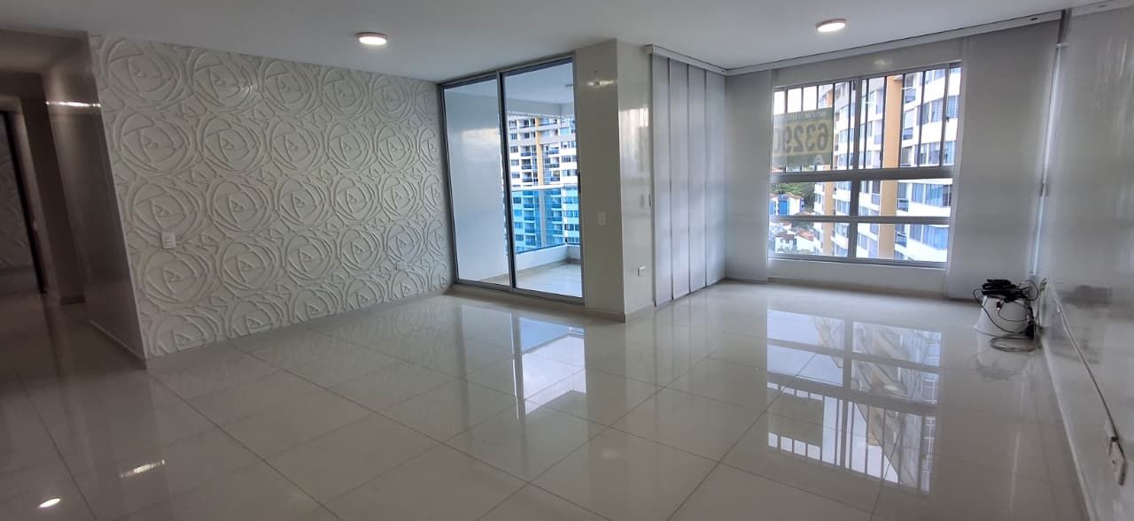 Apartamento en arriendo Santander Bucaramanga El Tejar 130 m2 Habitaciones 3 Baños 2 Garajes 2 Precio $4560000