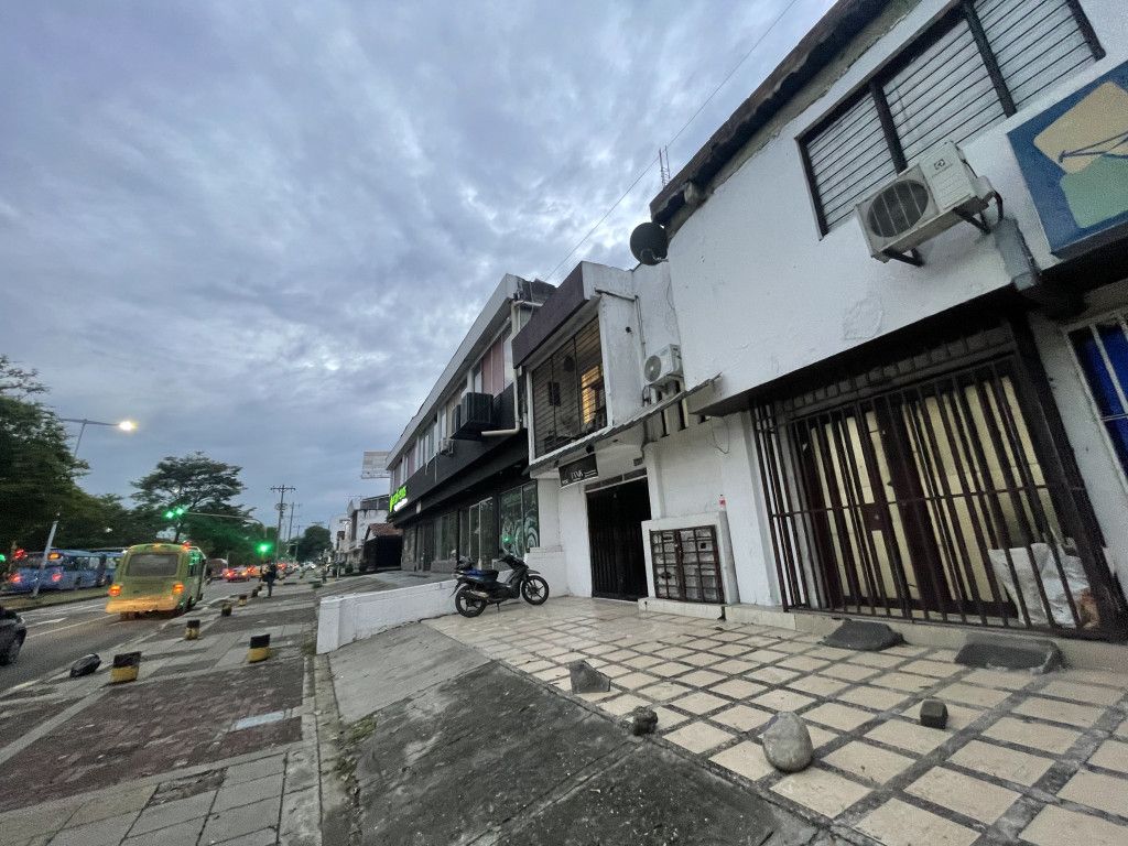 Apartamento en arriendo Valle Del Cauca Cali Prados Del Norte 120 m2 Habitaciones 2 Baños 2 Garajes 0 Precio $1740000