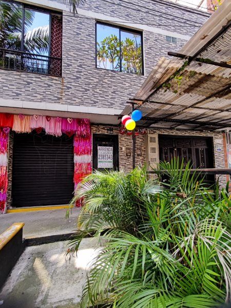 Apartamento en arriendo Antioquia Medellín Centro Administrativo 85 m2 Habitaciones 3 Baños 2 Garajes 0 Precio $1600000