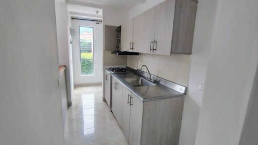 Apartamento en arriendo Antioquia Medellín Urbanizacion Villas Del Telar Etapa 1 80 m2 Habitaciones 3 Baños 2 Garajes 1 Precio $2400000