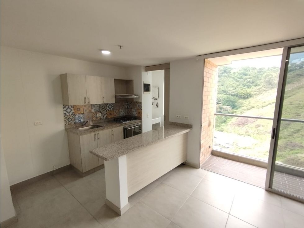 Apartamento en arriendo Antioquia Medellín Santa Rosa De Lima 60 m2 Habitaciones 2 Baños 2 Garajes 1 Precio $2650000