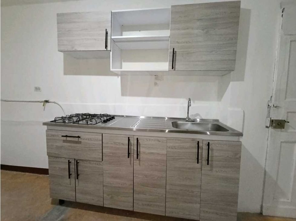 Apartamento en arriendo Antioquia Medellín La Milagrosa 80 m2 Habitaciones 2 Baños 1 Garajes 0 Precio $1450000