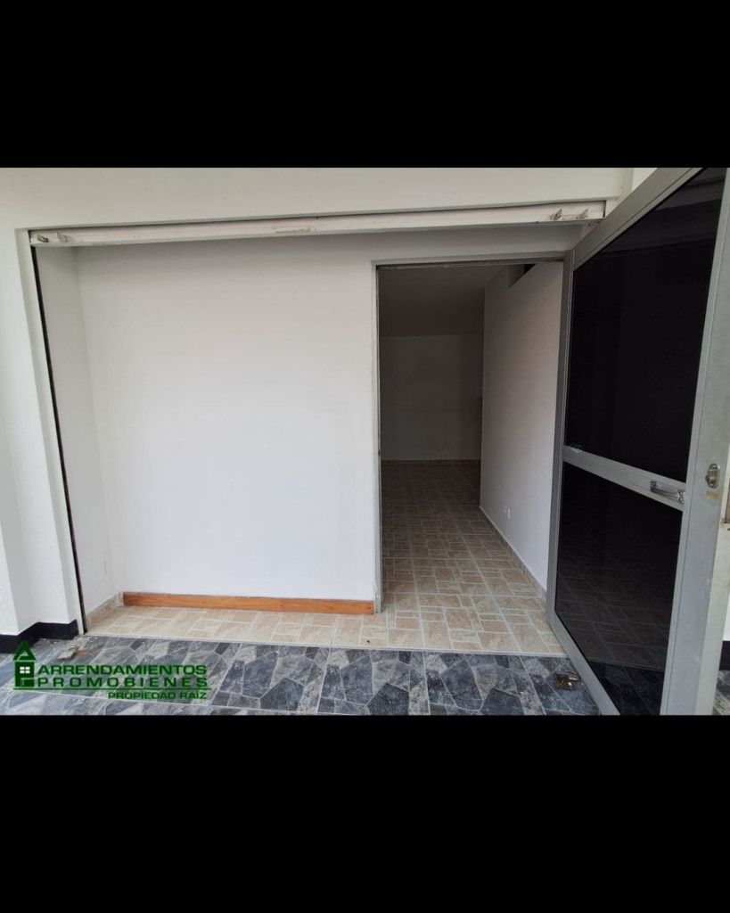 Local en arriendo Antioquia Medellín Miravalle 18 m2 Habitaciones 0 Baños 1 Garajes 0 Precio $1500000