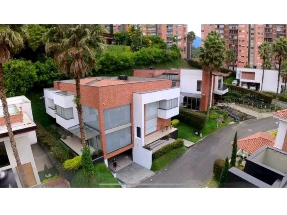 Casa en venta Antioquia Sabaneta Tres Esquinas 528 m2 Habitaciones 5 Baños 6 Garajes 4 Precio $2850000000
