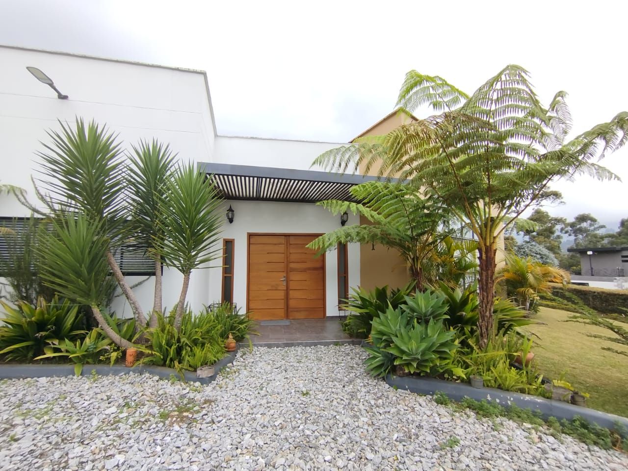 Finca en arriendo Antioquia La Ceja Centro 250 m2 Habitaciones 4 Baños 0 Garajes 8 Precio $12000000