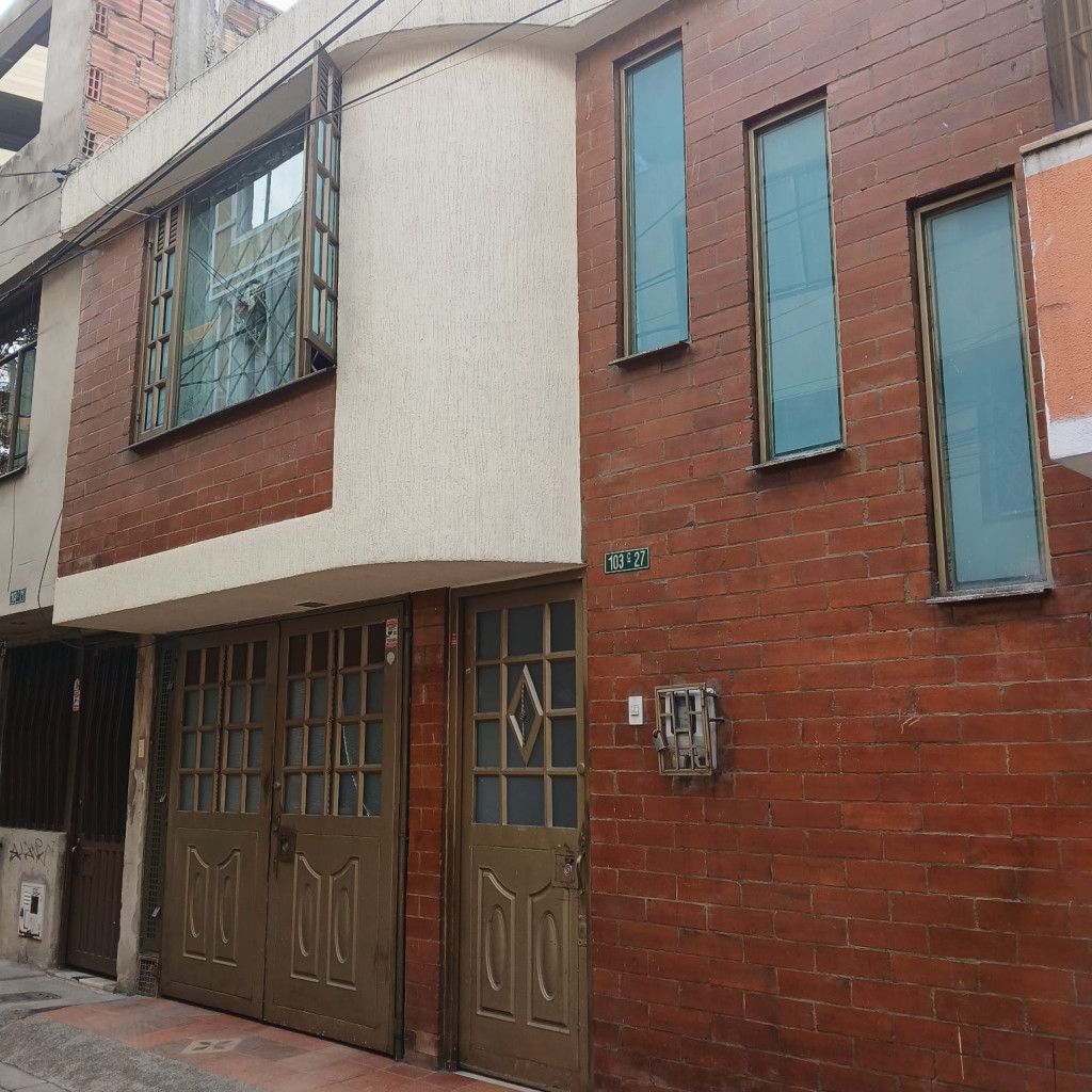 Lote en venta Cundinamarca Bogotá Turingia Et Ii 216 m2 Habitaciones 0 Baños 3 Garajes 1 Precio $450000000