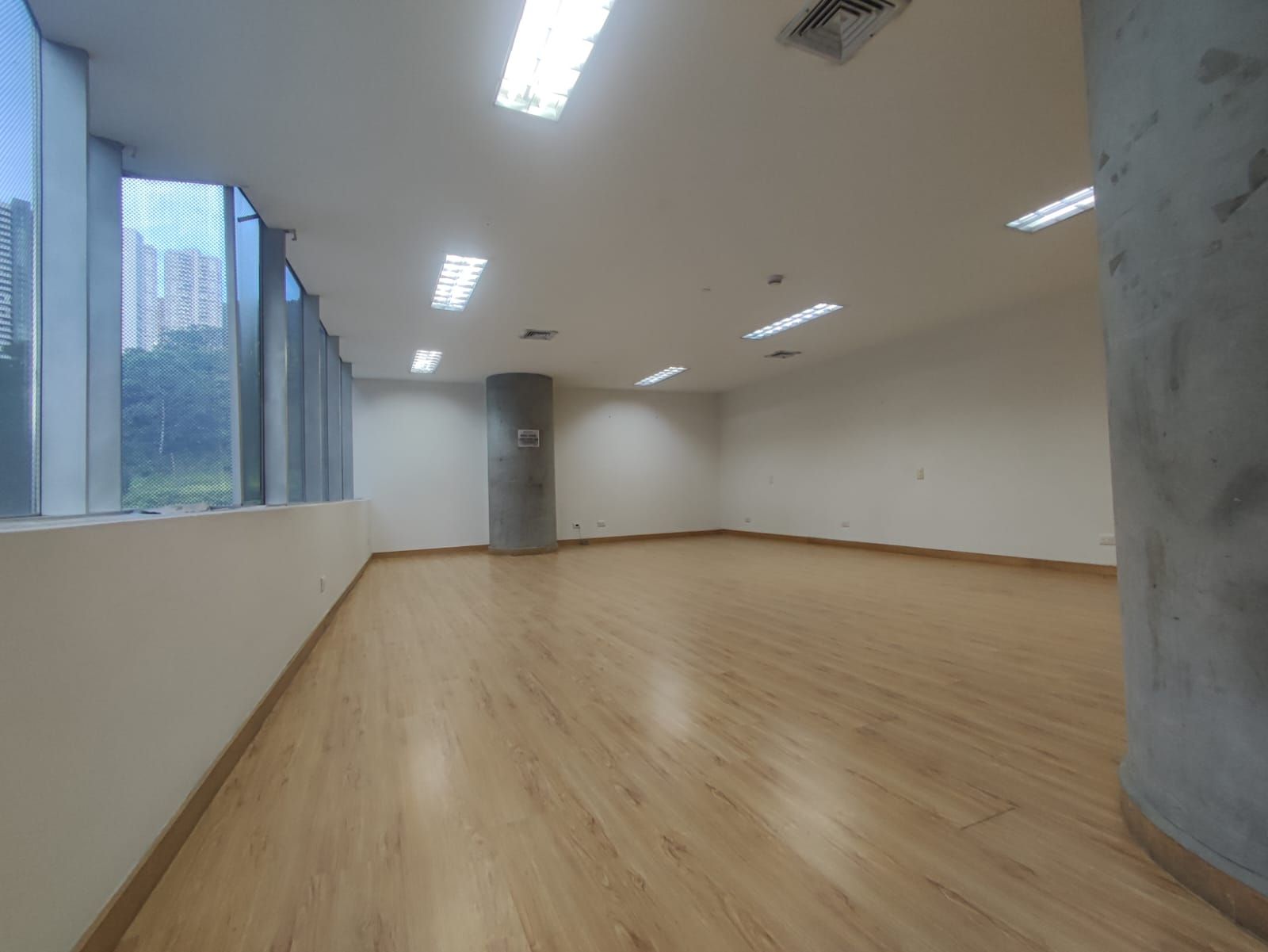 Oficina en arriendo Antioquia Medellín Las Palmas 62 m2 Habitaciones 0 Baños 1 Garajes 1 Precio $5200000