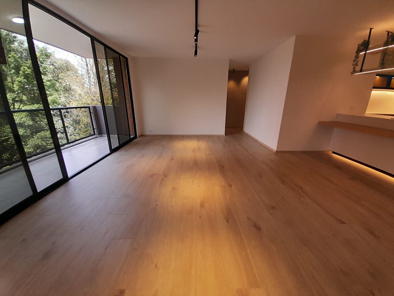 Apartamento en arriendo Antioquia Medellín Alejandria 104 m2 Habitaciones 2 Baños 2 Garajes 1 Precio $6500000